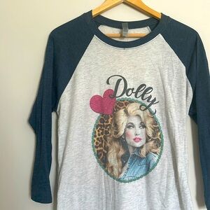 Dolly Tee